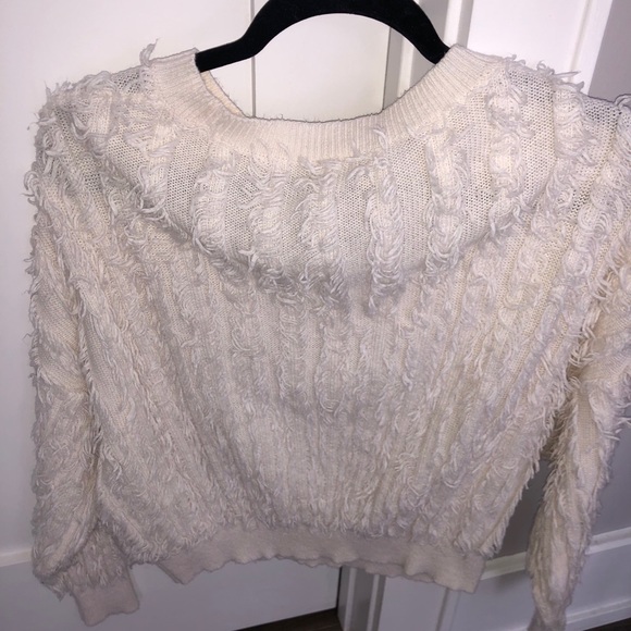 Fluffy white sweater - Picture 2 of 2